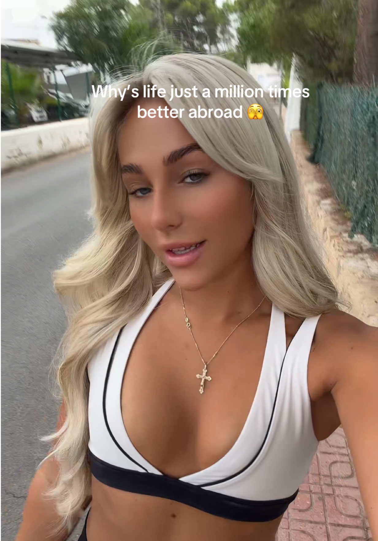 @Naomi ๐ค๐ค