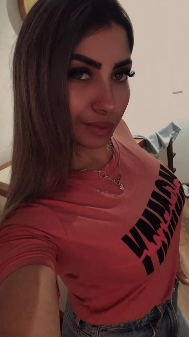 @Simii👩✌🏻