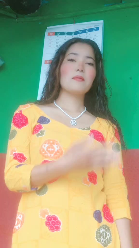 @मनिशा शेन्चुरि ❤️💐 (khuju🦋)