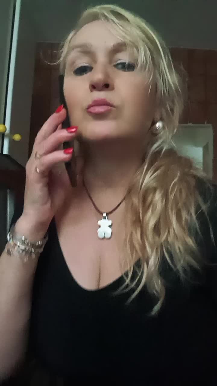 @vicentaAviles