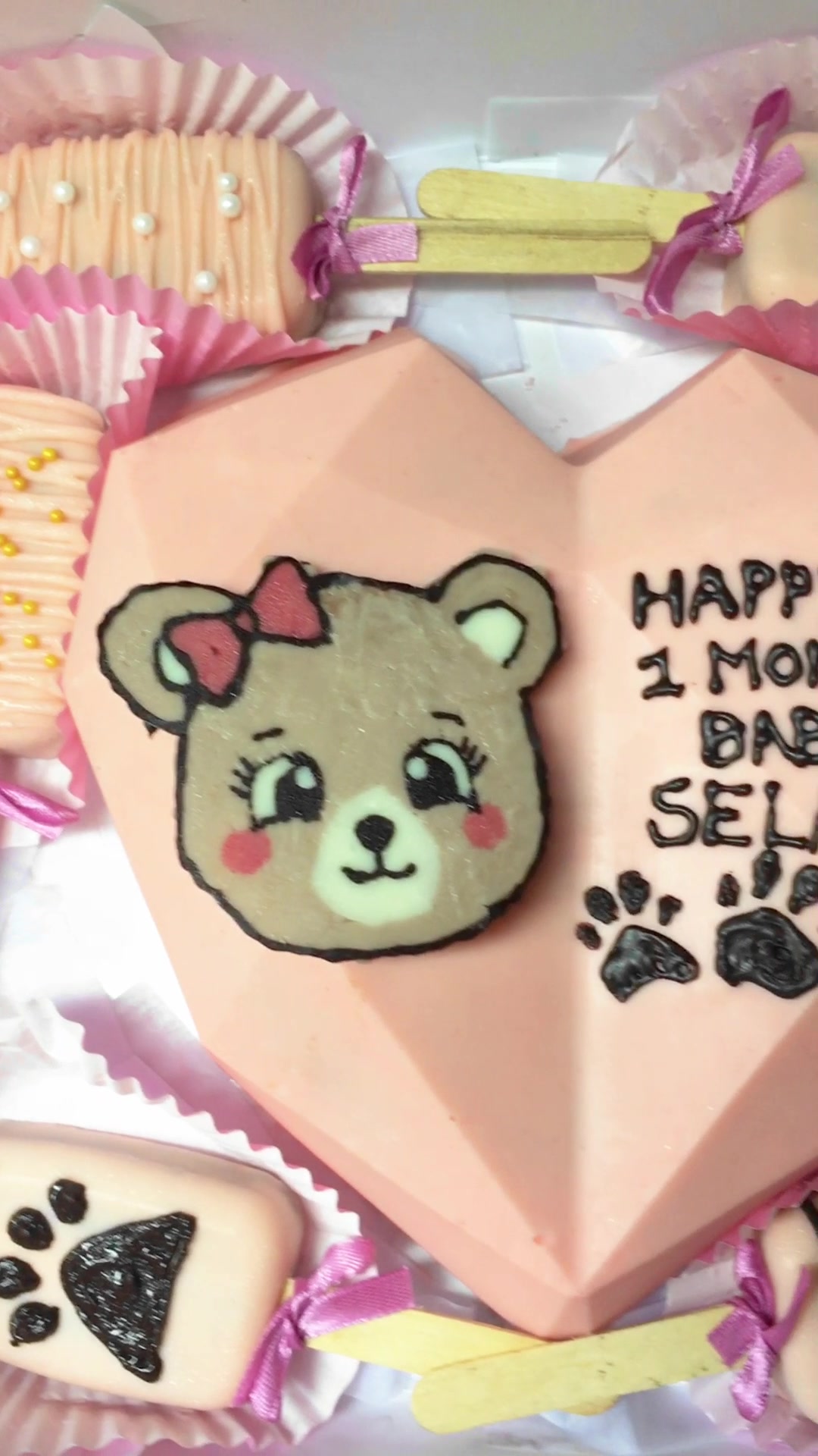 @Tiara's Sweet Delight