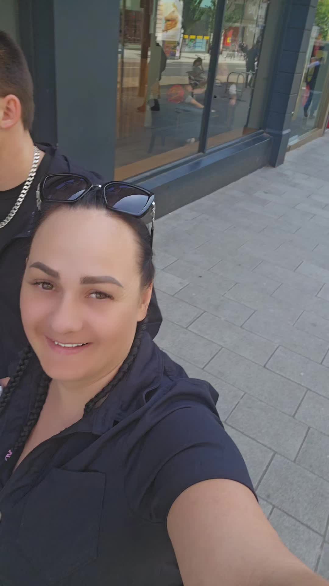 @Bosė😅