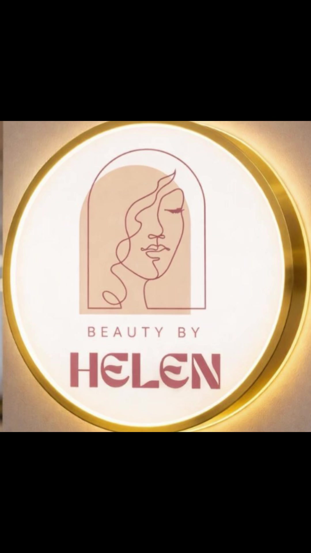 @Beauty by Helen