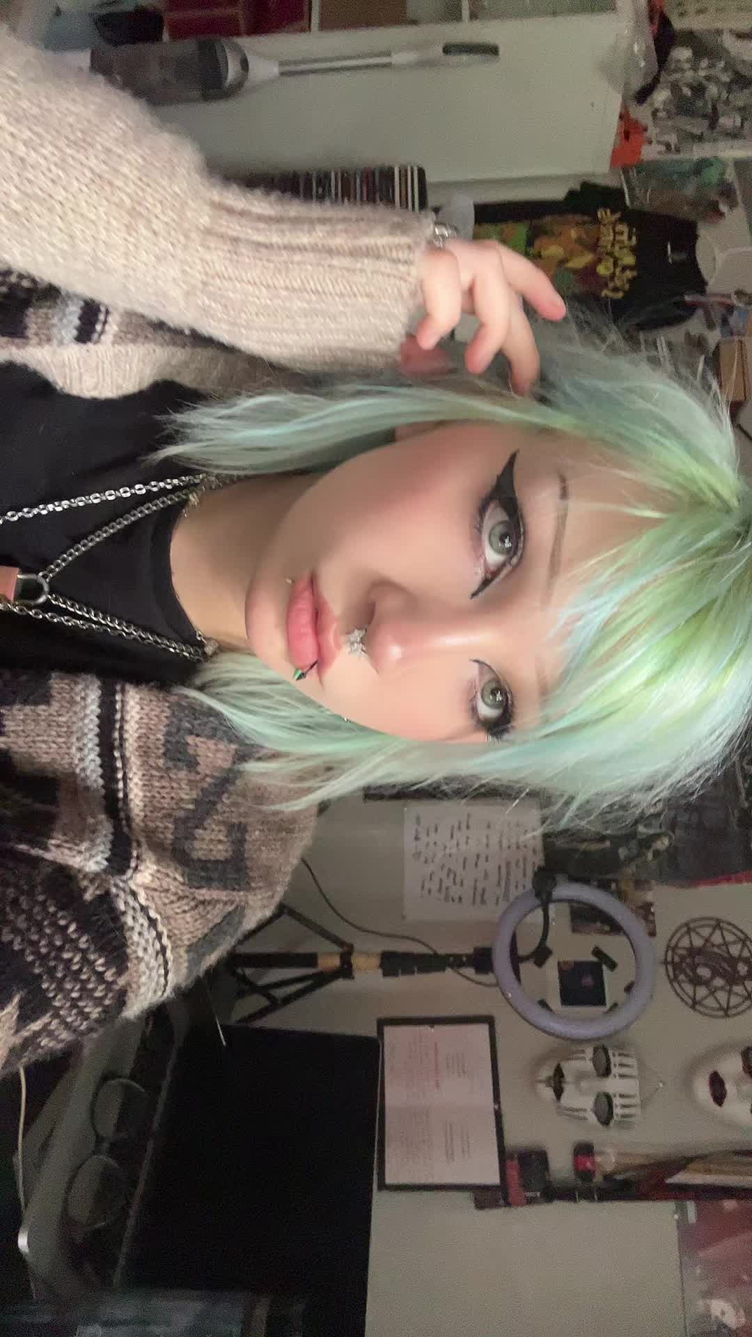 @toofs