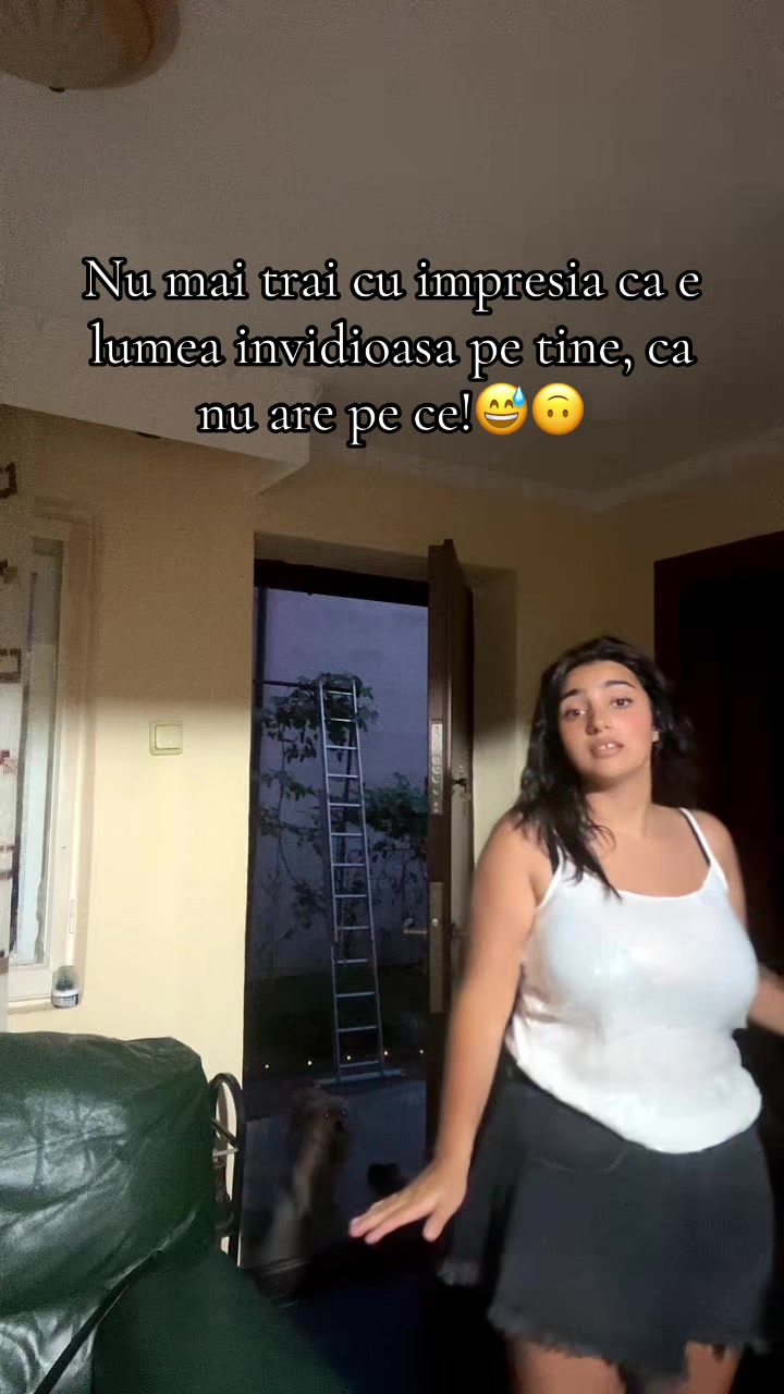 @Elena_Cipriana03
