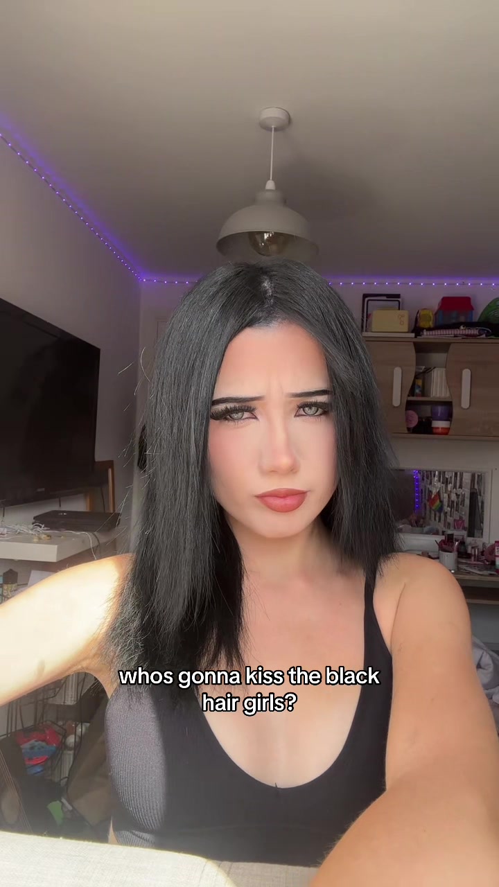 @skyegrace.