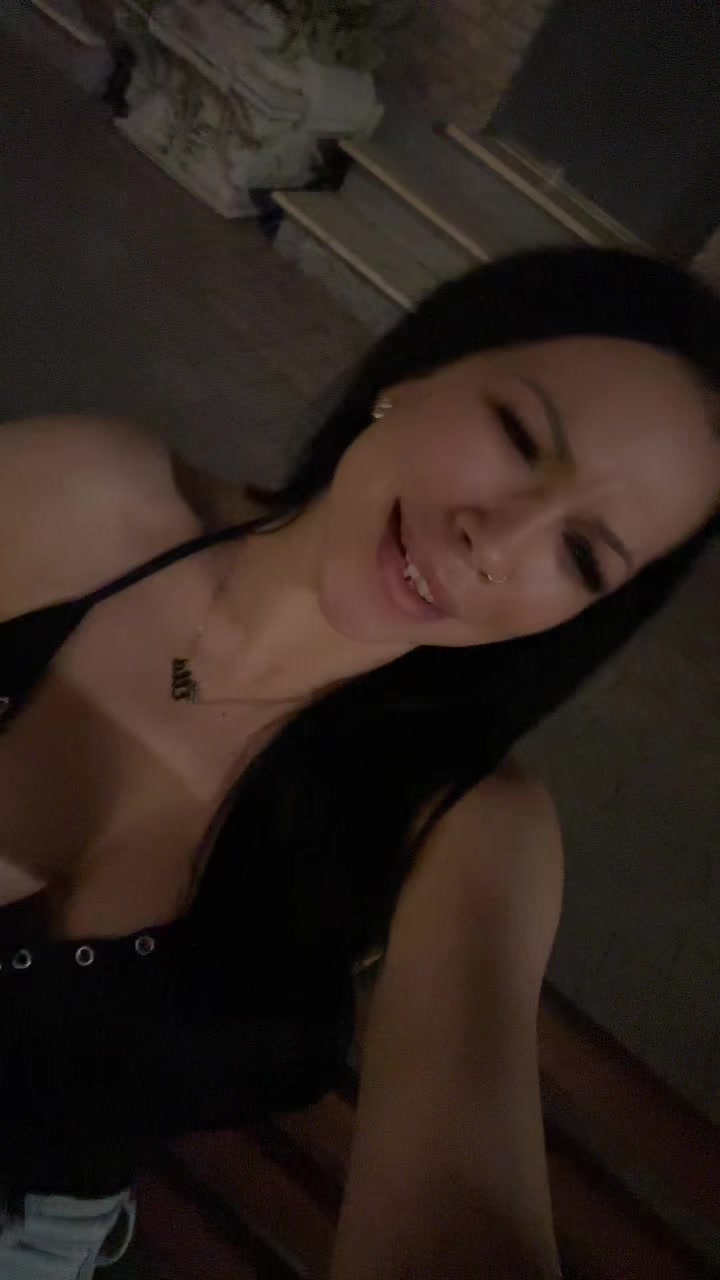 @Ella Ella