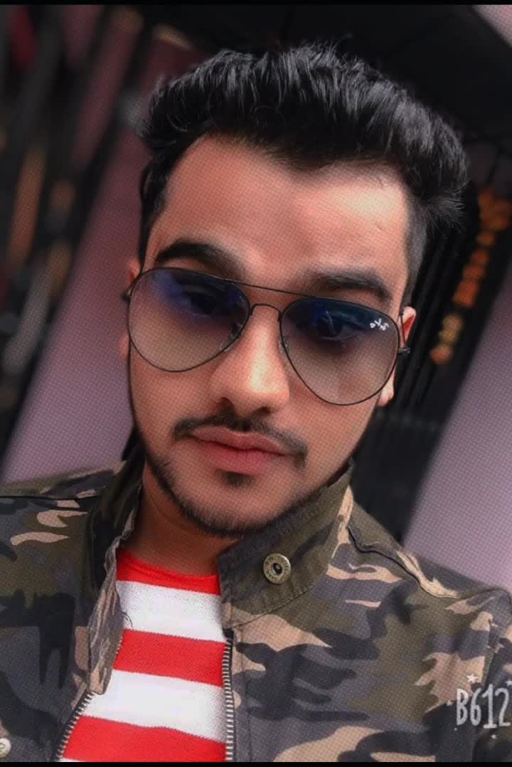 @MaNiSh💔BaBu
