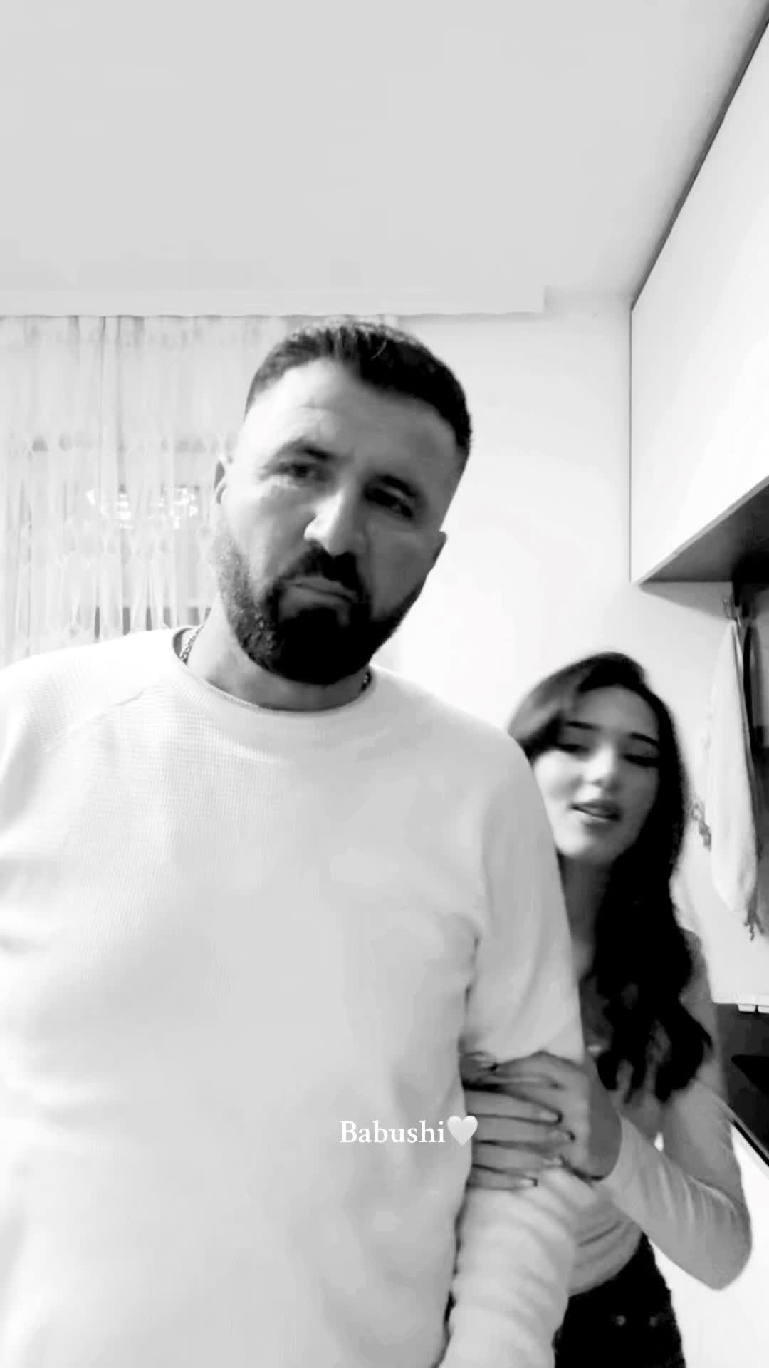 @ʜᴀɴᴀ🇦🇱