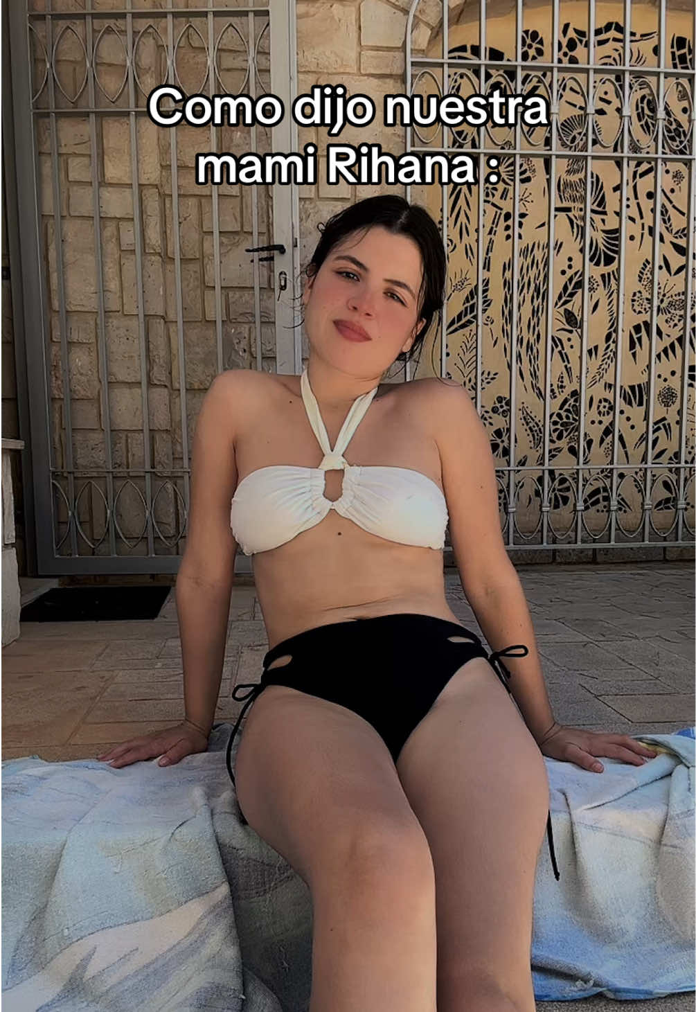 @Angie España