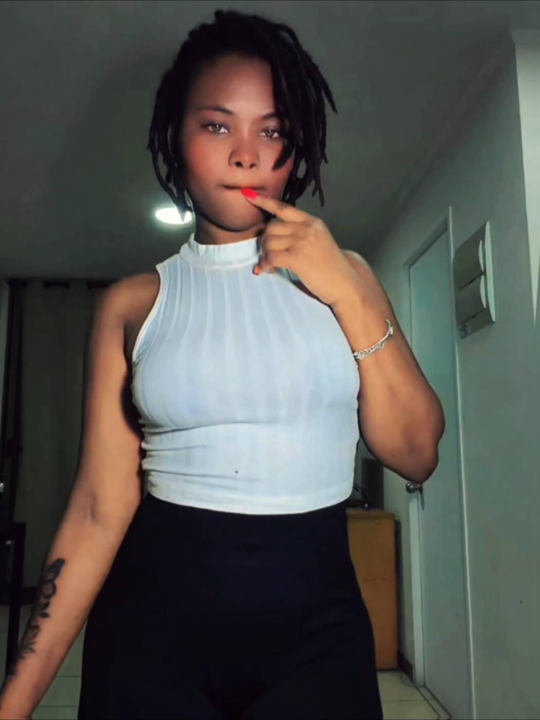 @ⓝⓘⓡⓥⓘ 💫🧚♀️