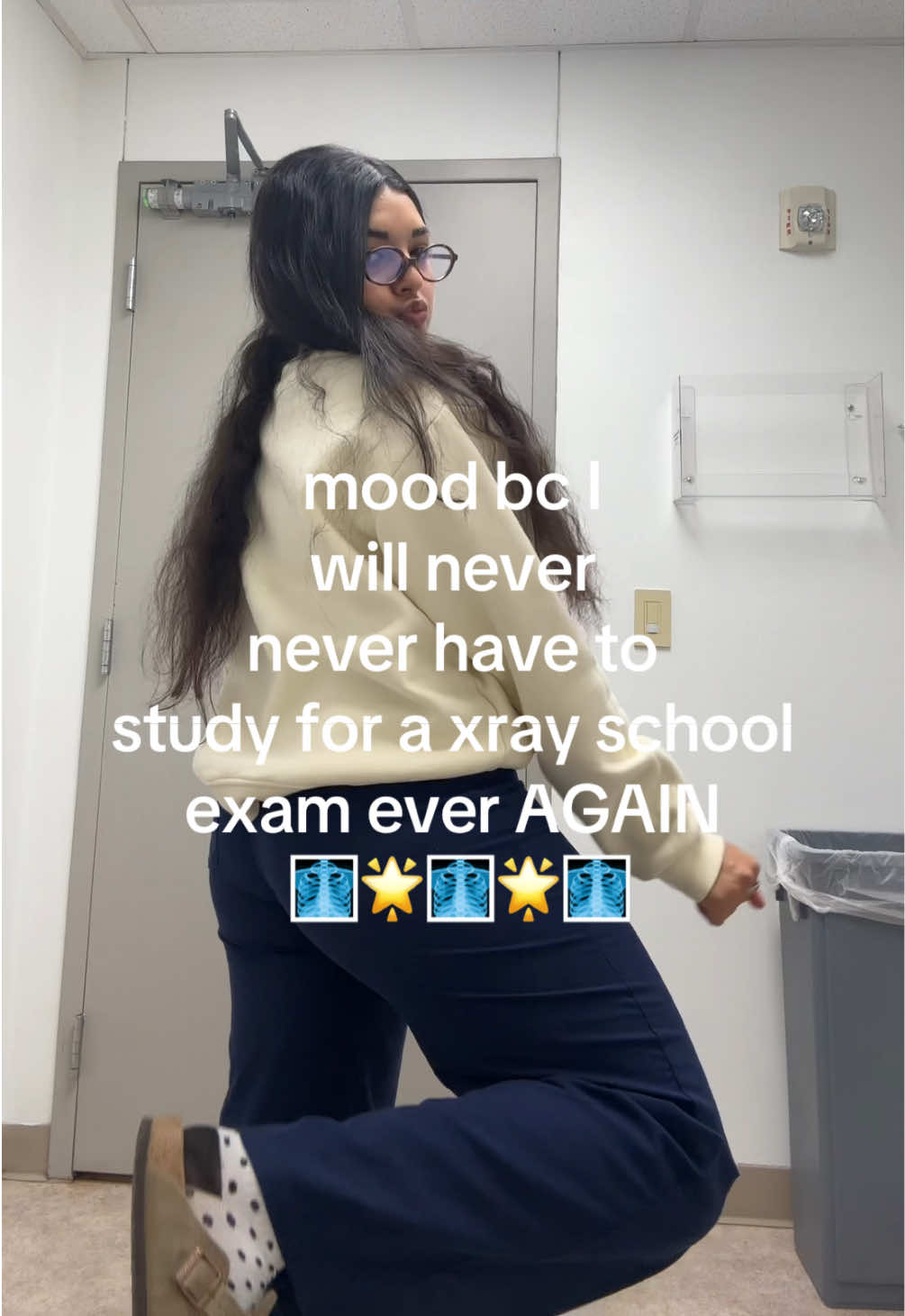 @Saray R.T.(R) 🦴