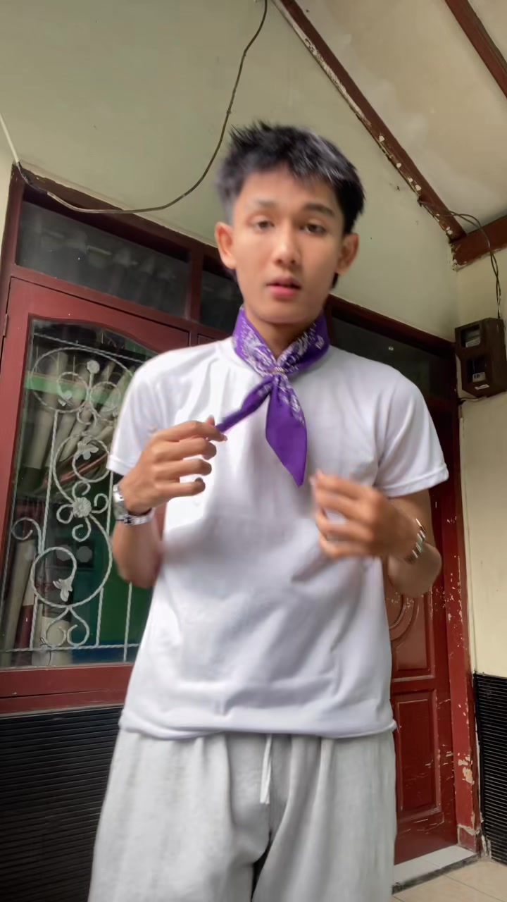 @Azzz…