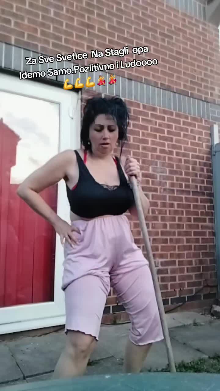 @Jasna🌺majka👑 pozitivan🦁❤😘?