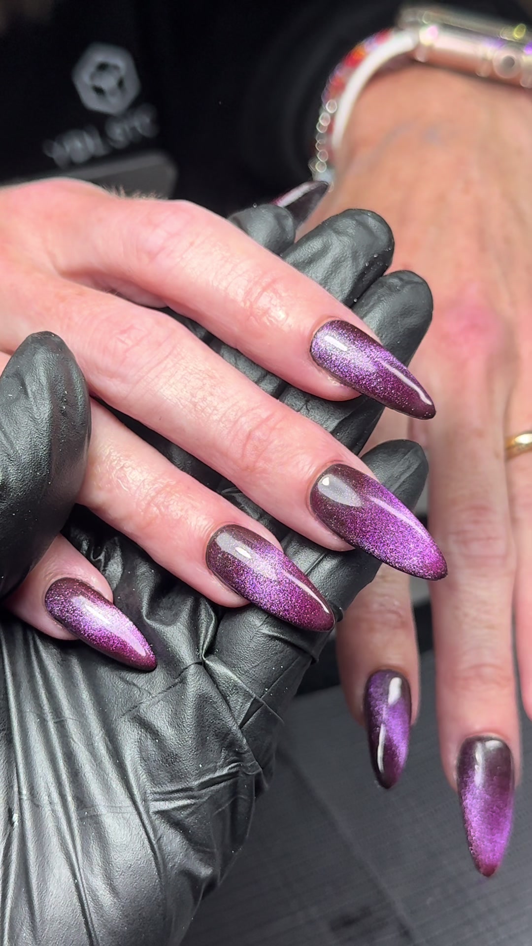 @TIPZYNAILZZ
