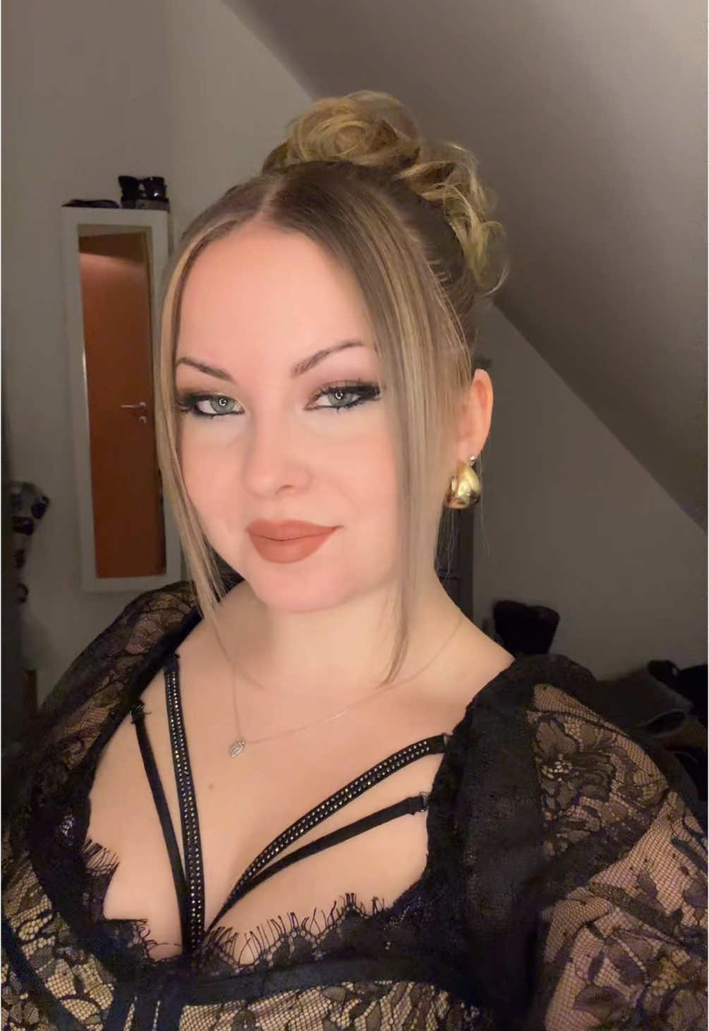@ℐ𝓃𝓀𝒶.𝓌𝒽𝓁