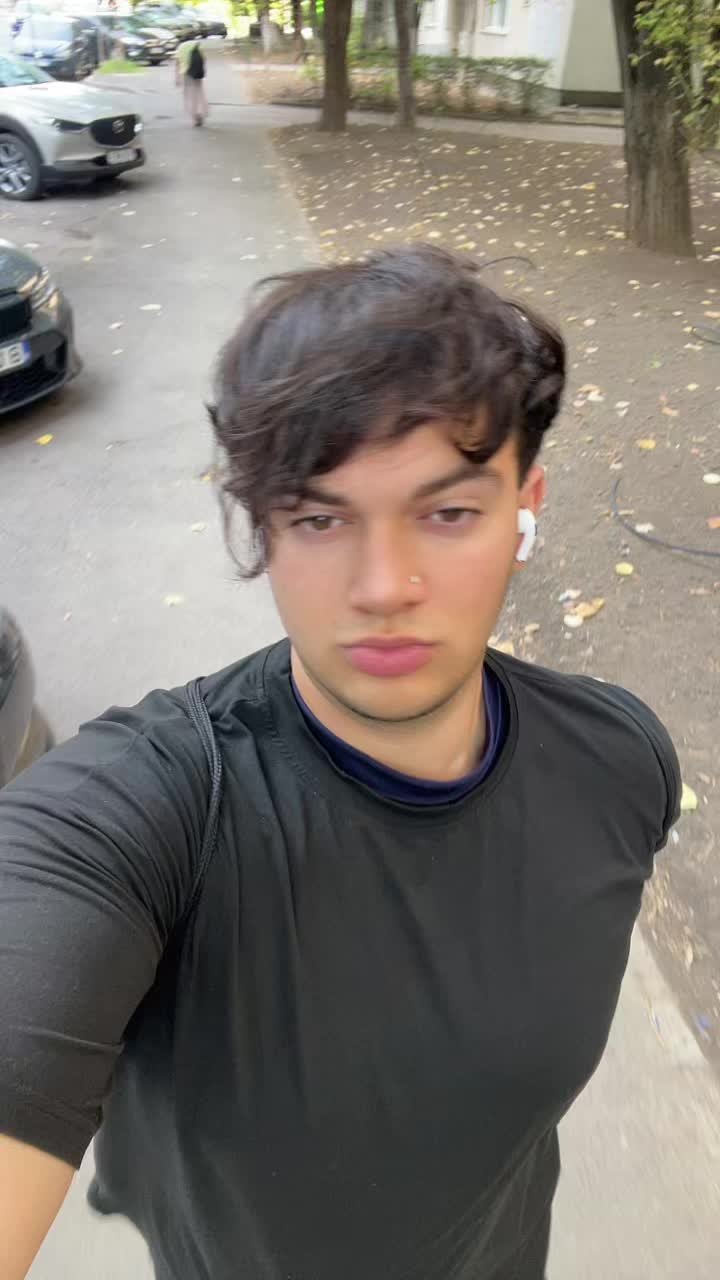 @ronniedaia