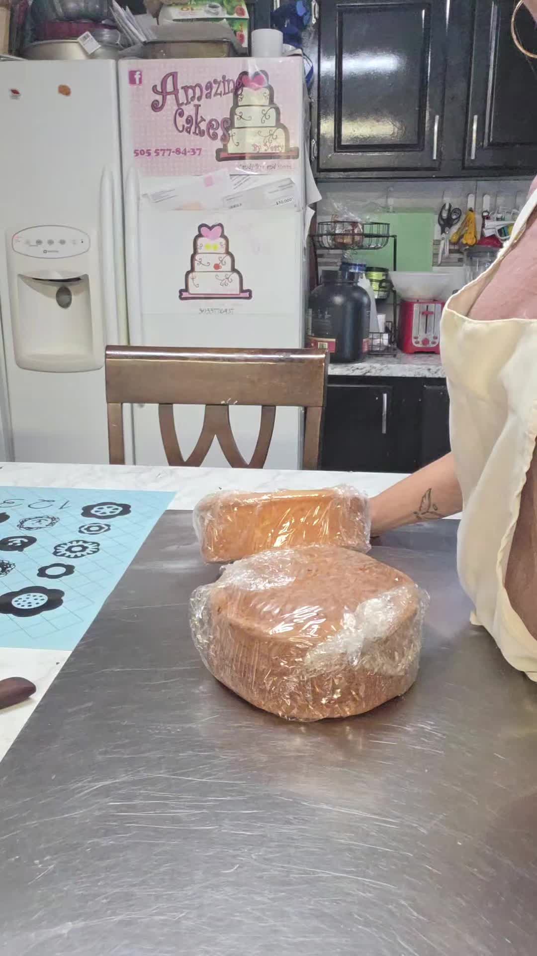 @AmazingCakesByYessy