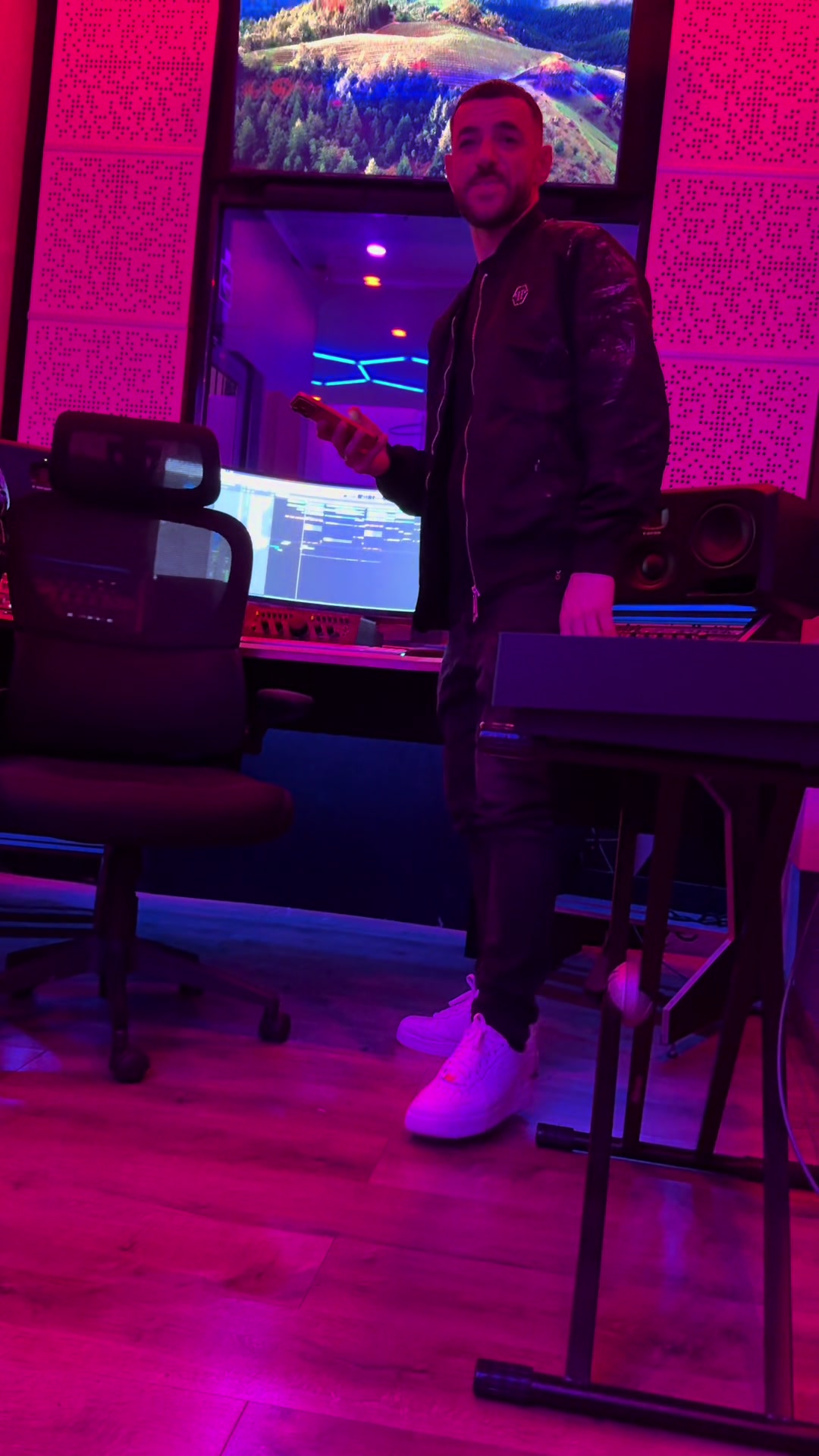 @kelvin333__