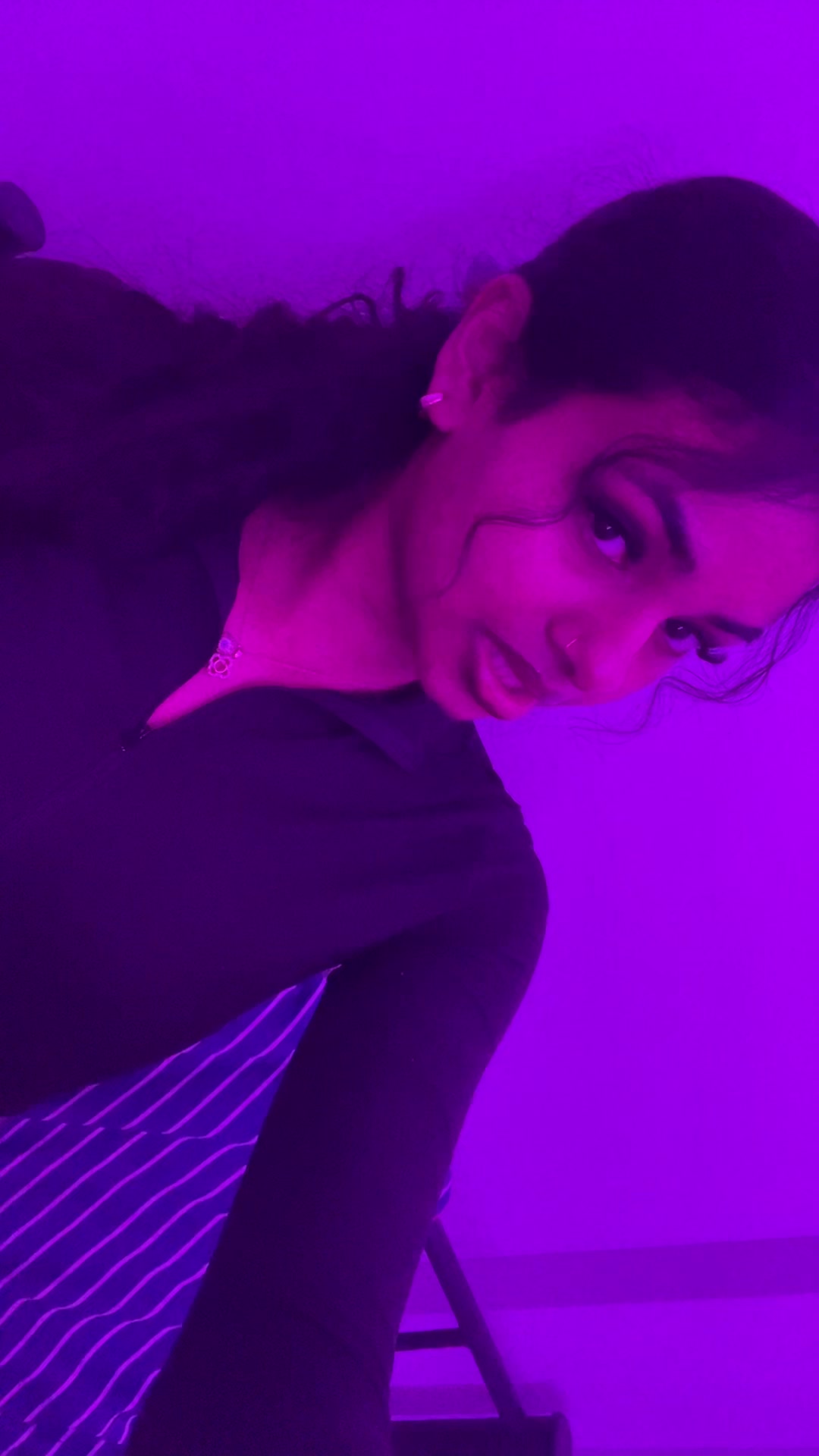 @v