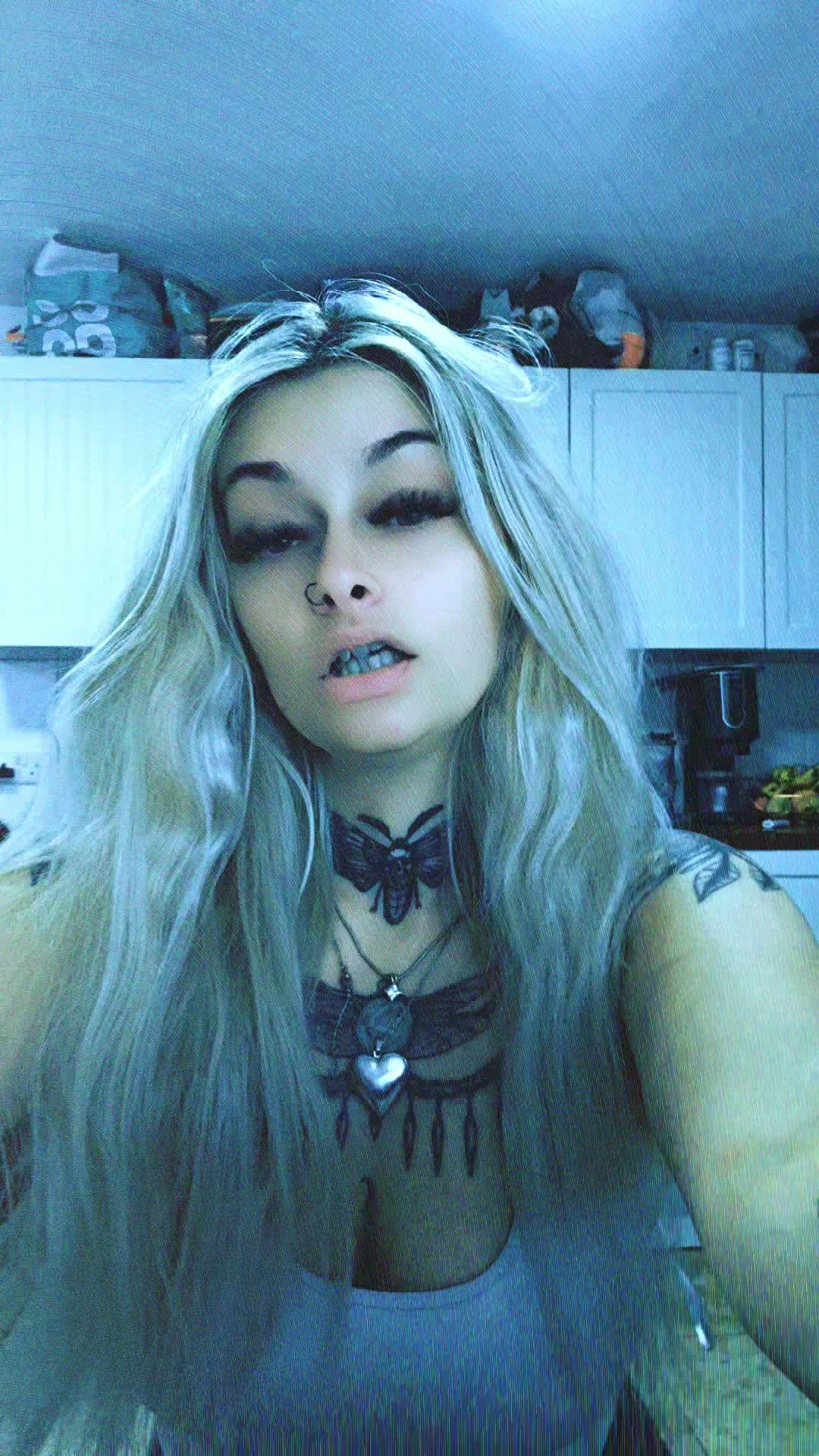 @Lucy ๐ค