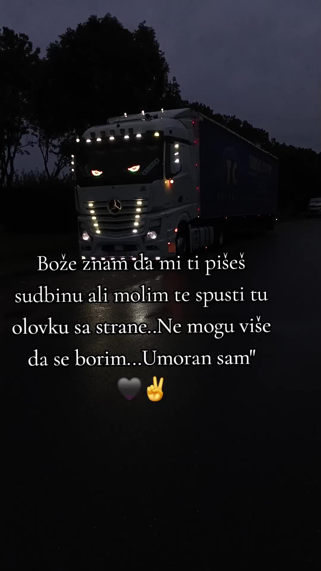@Šmeker ✌️✌