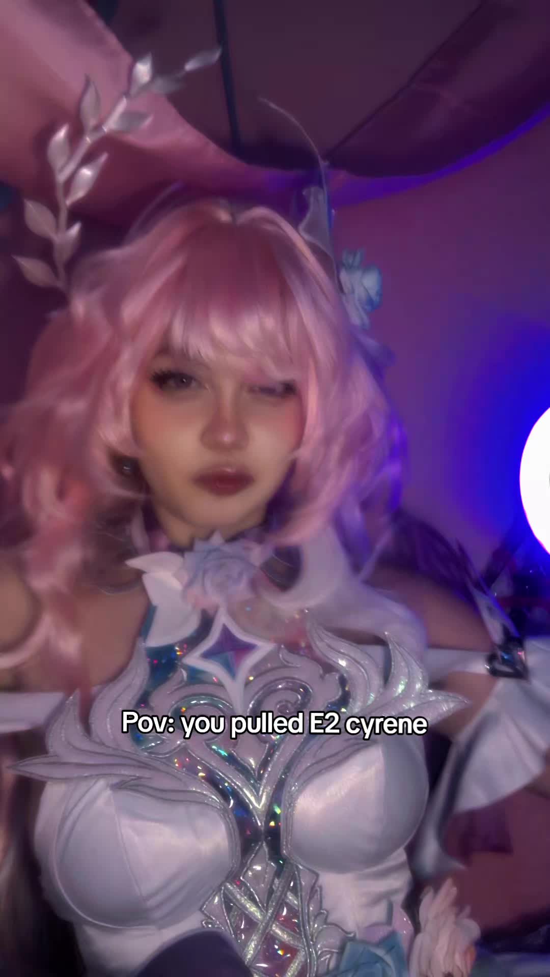 @_emy.cos_