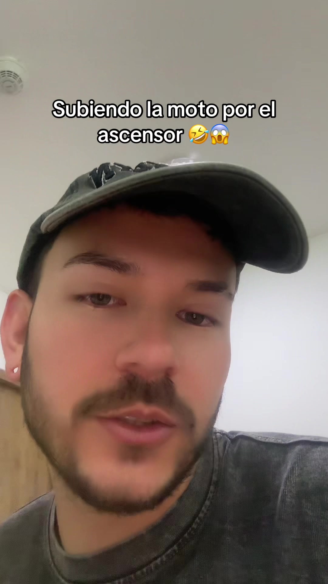 @soyzatt