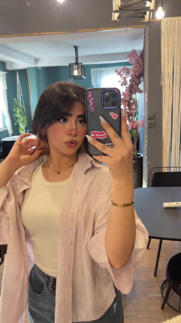 @MAHSHID💕