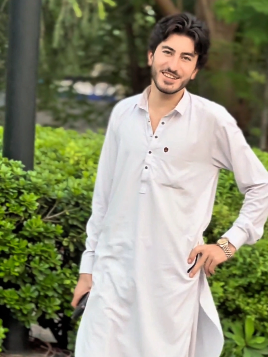 @Jawad CɪneLab