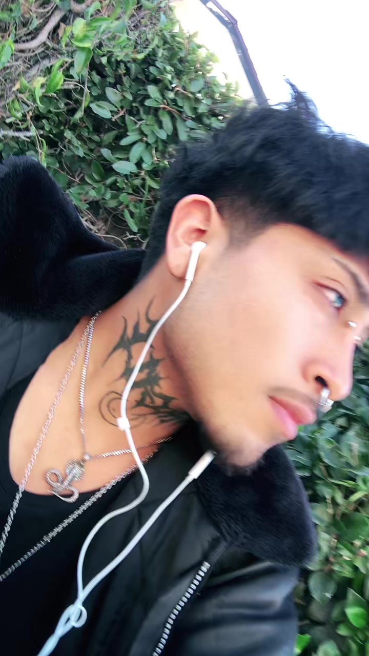 @antiiiko
