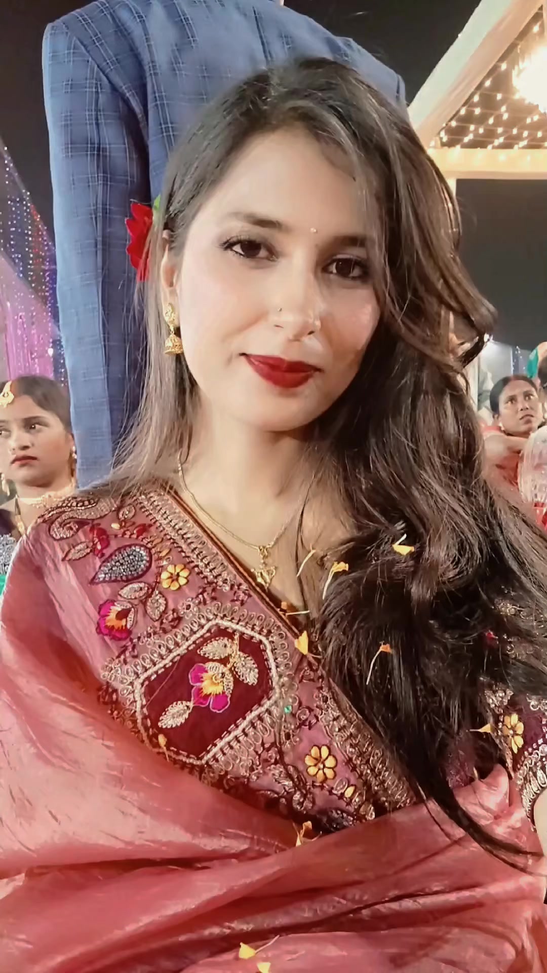 @Isha Jaiswal💞
