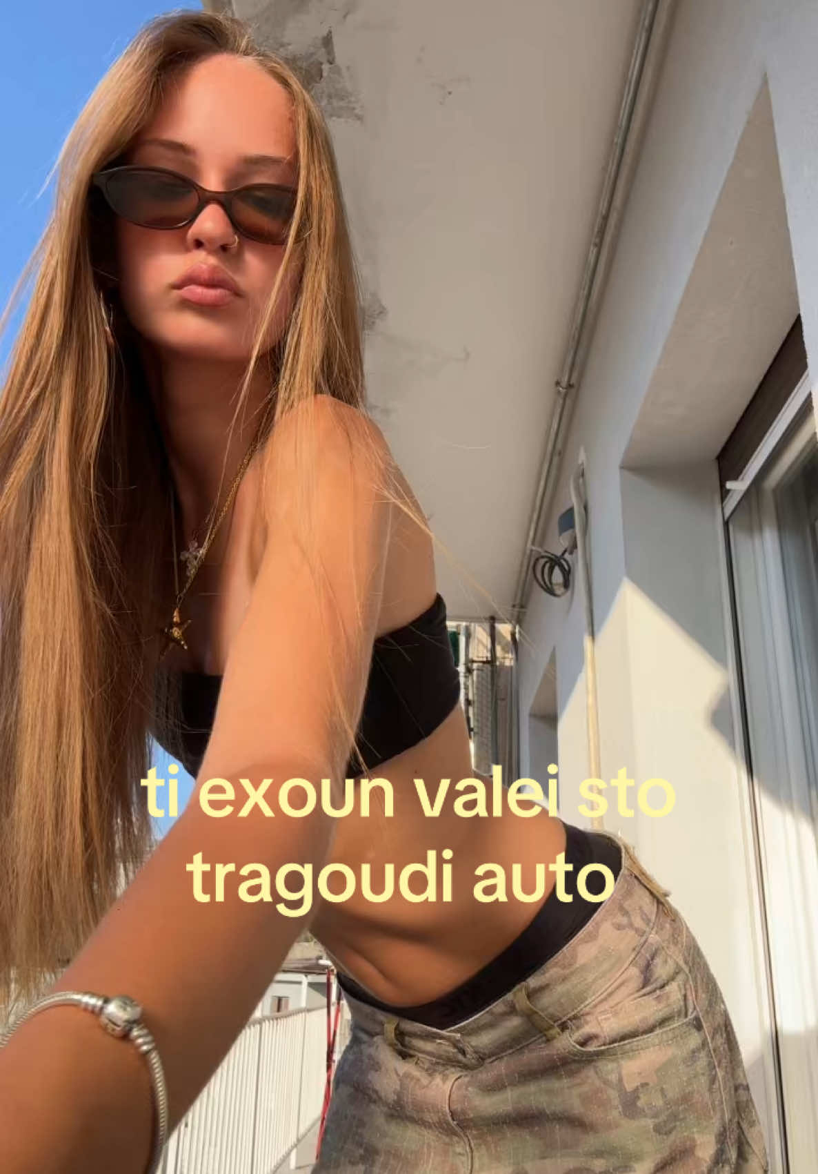 @🙋🏼♀️