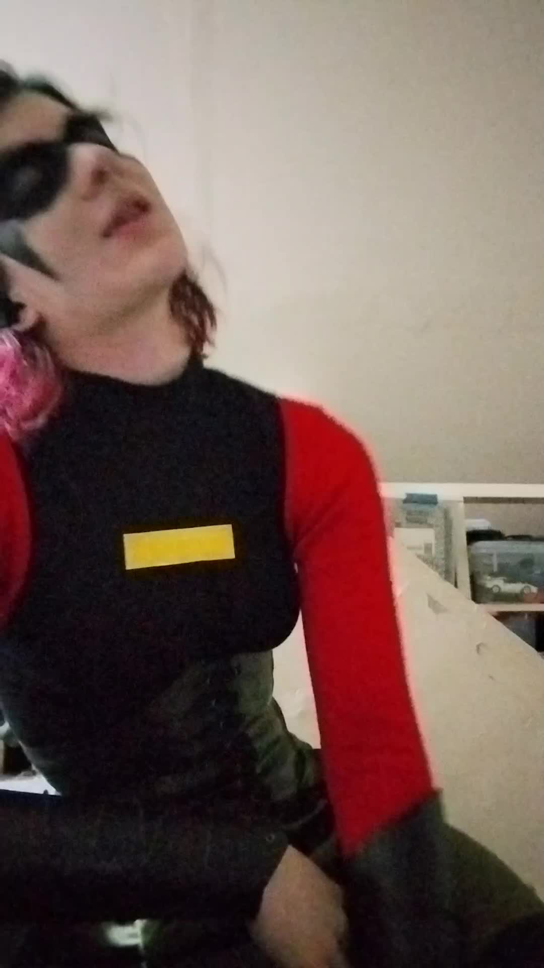 @GenderButNot