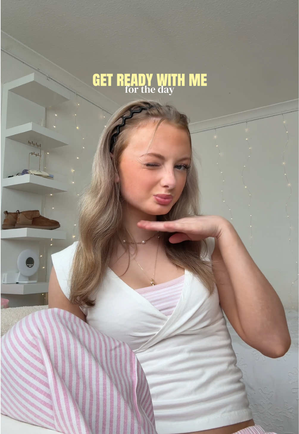 @𝙢𝙤𝙡𝙡𝙮