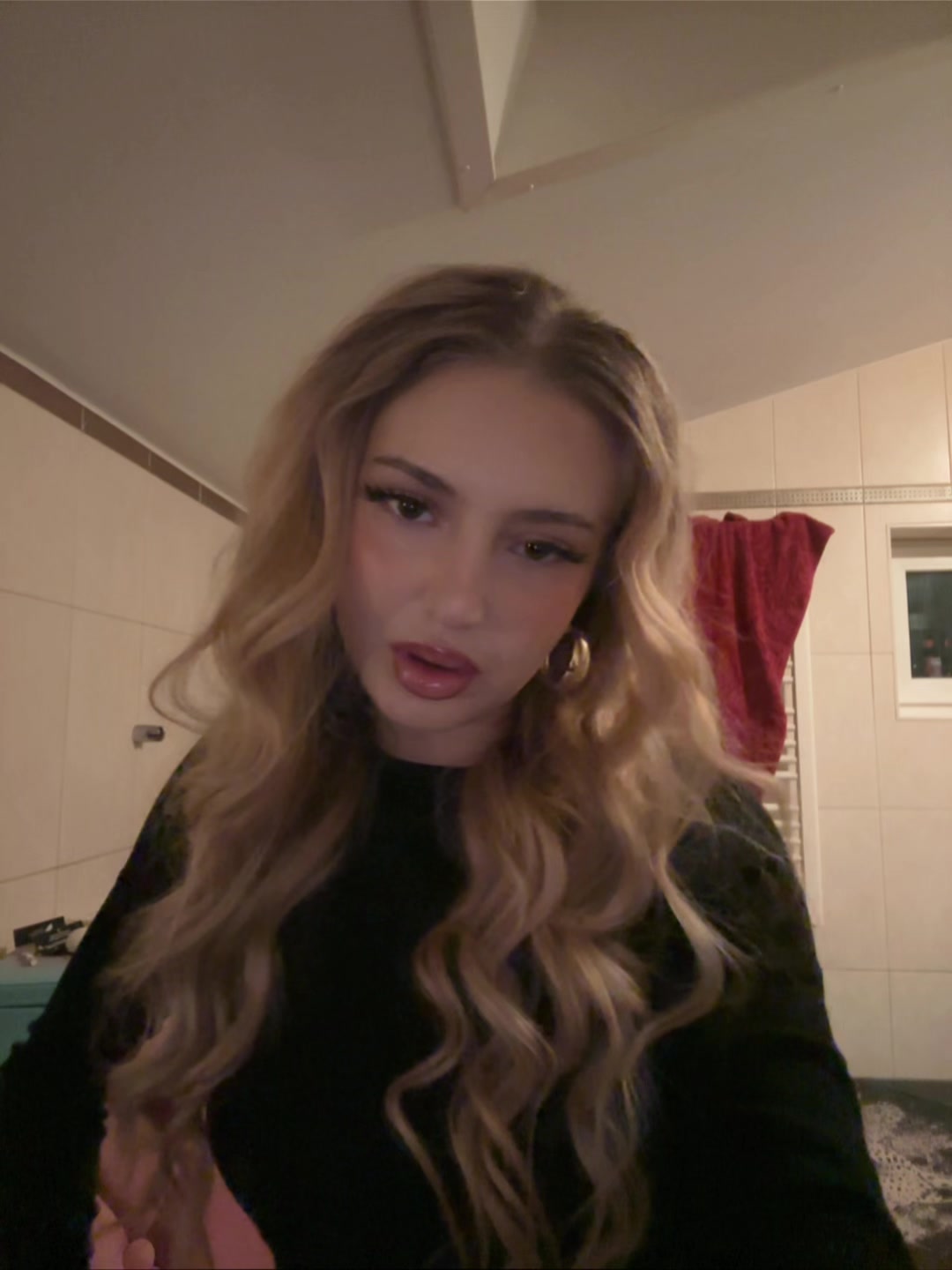 @tf.itsmiraa