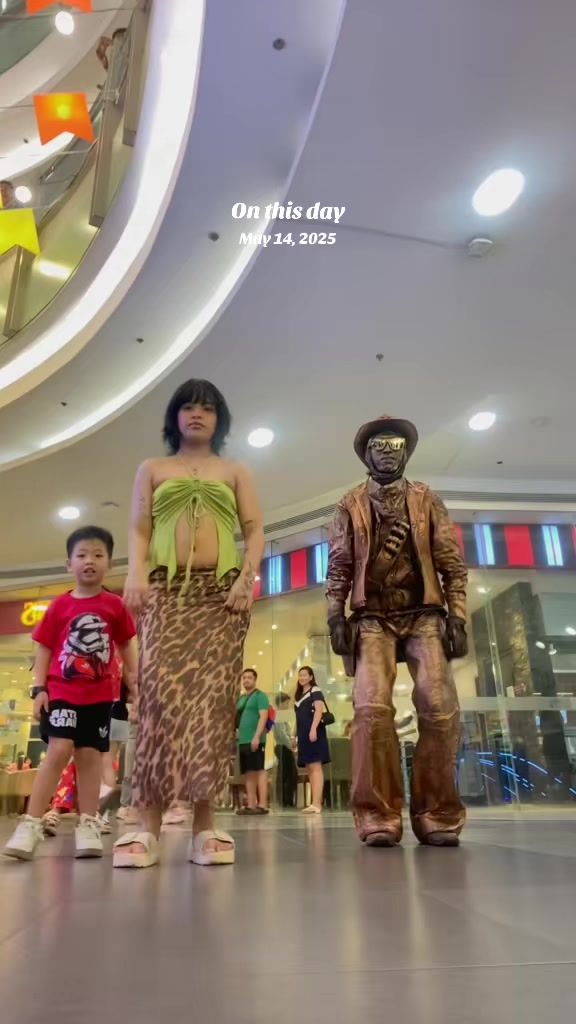 @TOYRO