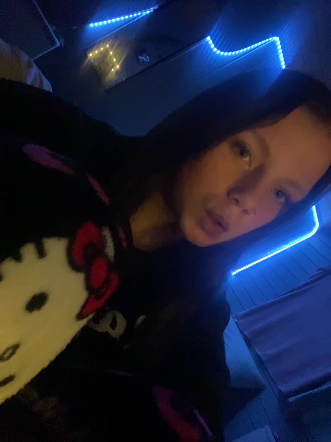 @𝒯𝒽ℯ𝒶♡