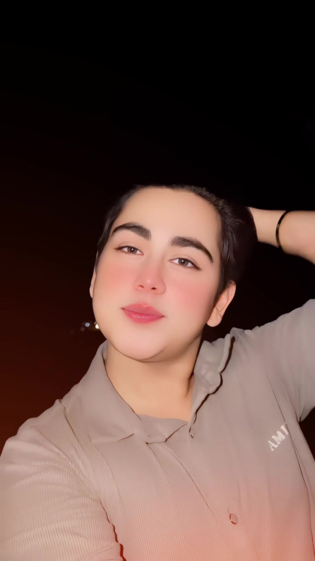 @𝙃𝙚: 𝘼  𝙒𝙊𝙇𝙁 🐺🥵