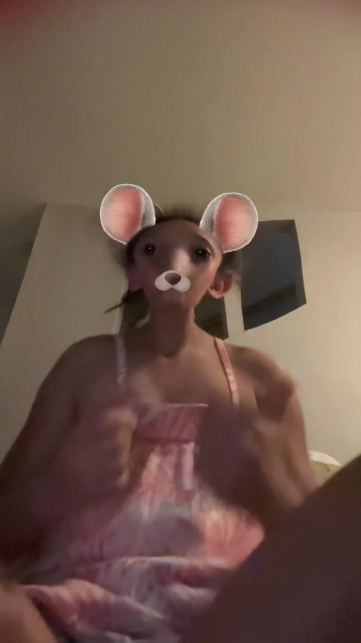 @Valentina