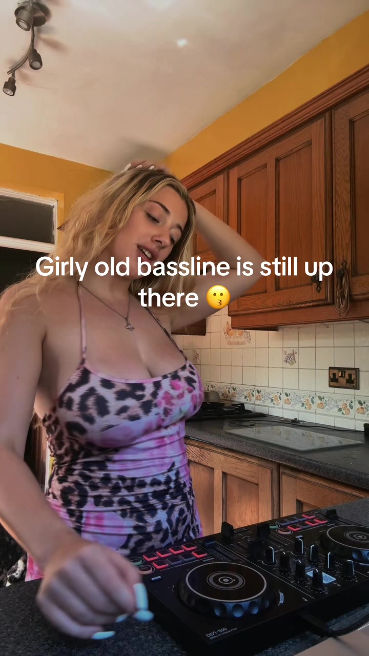 @Kalenlouise