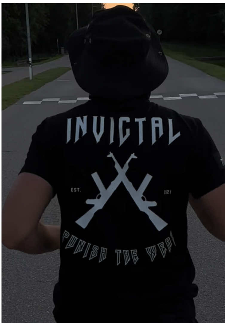 @AK-47 777 | INVICTAL