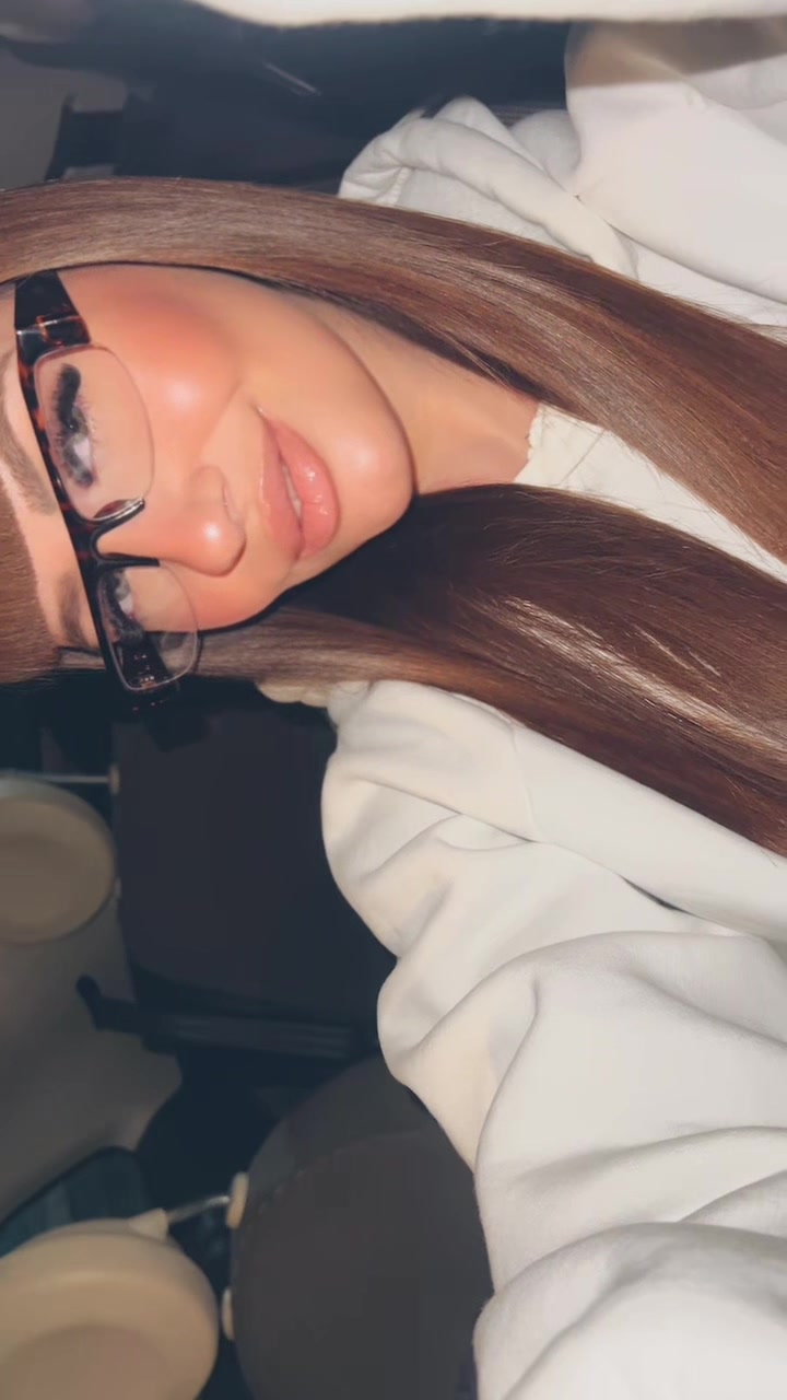 @Ele🍒🌟