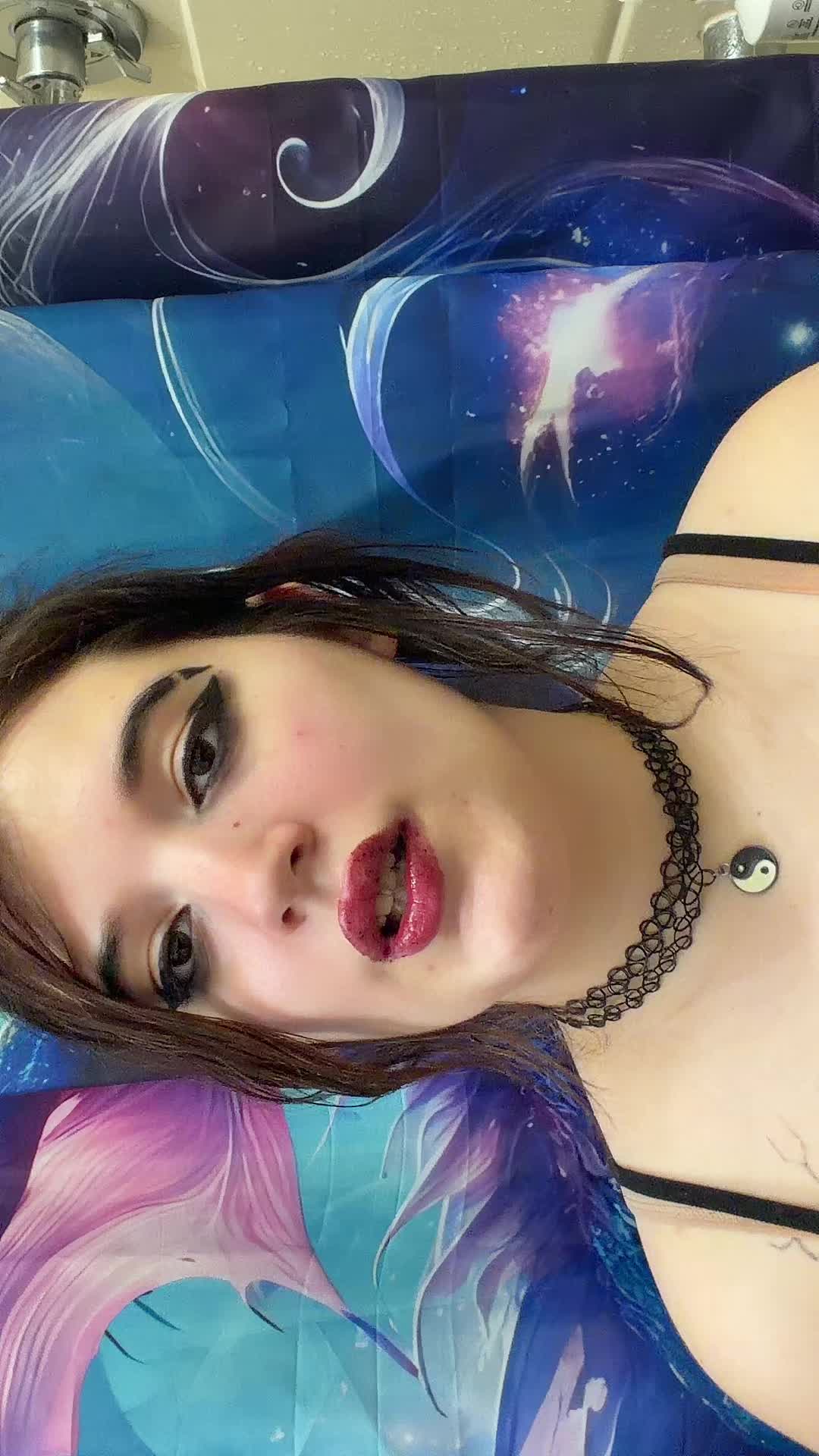 @FoxyPanda_4ever