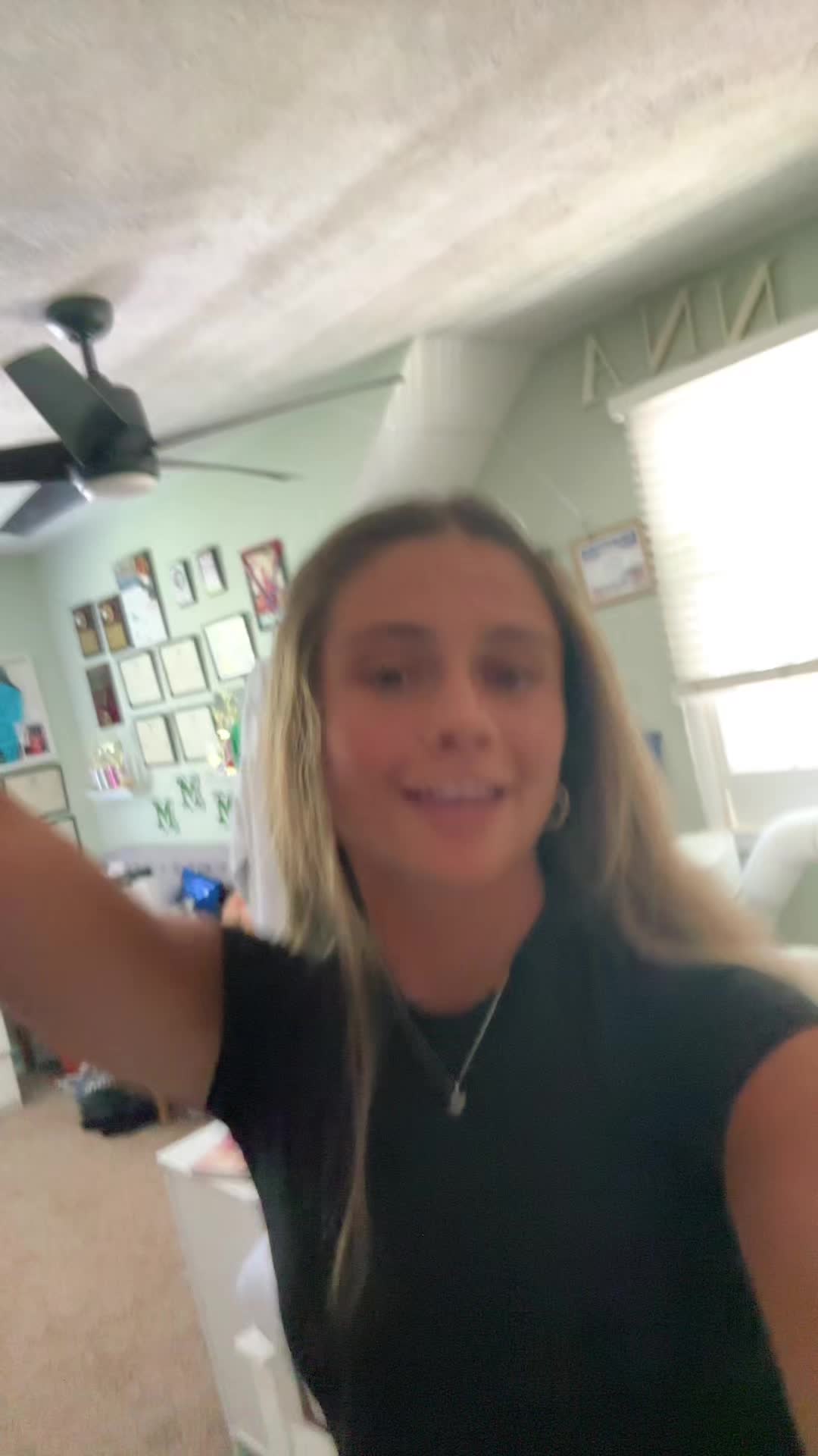 @giannaashea