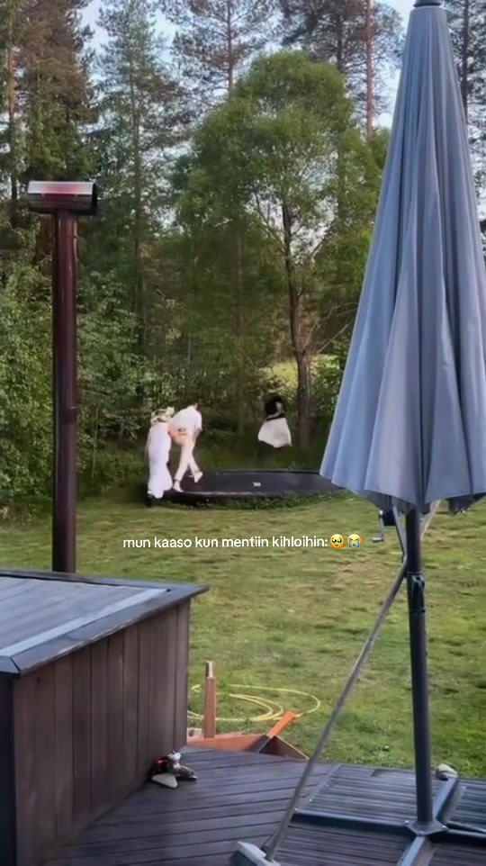 @nella