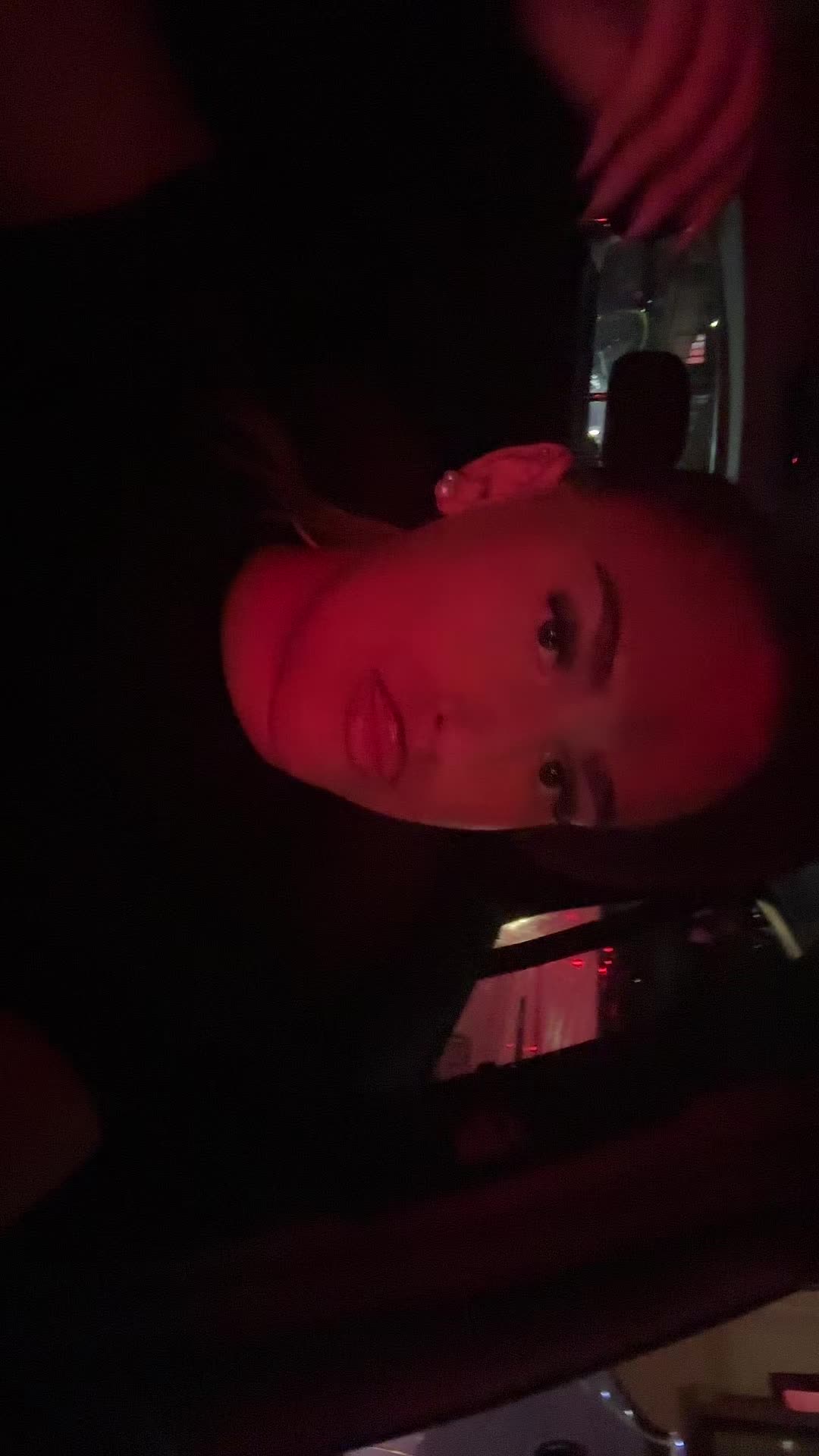 @…