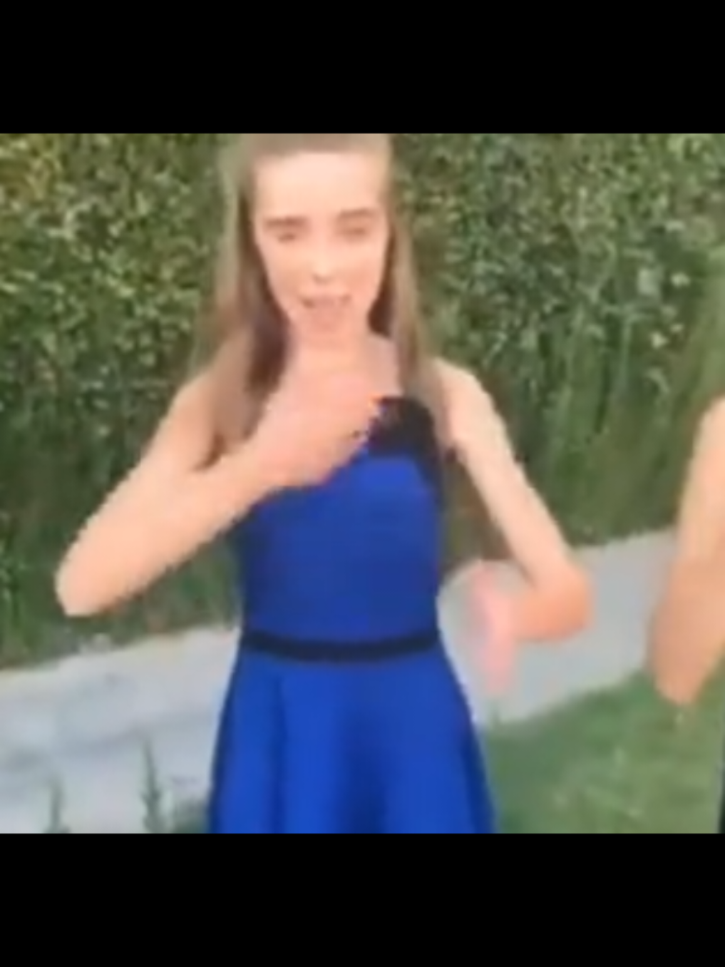 @ariana davies