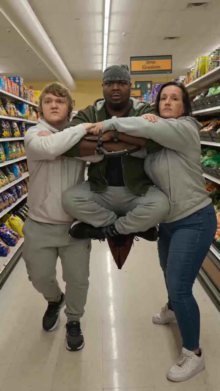 @✮𝔸ℓℓу 𝕄αмα¢ιтα✭