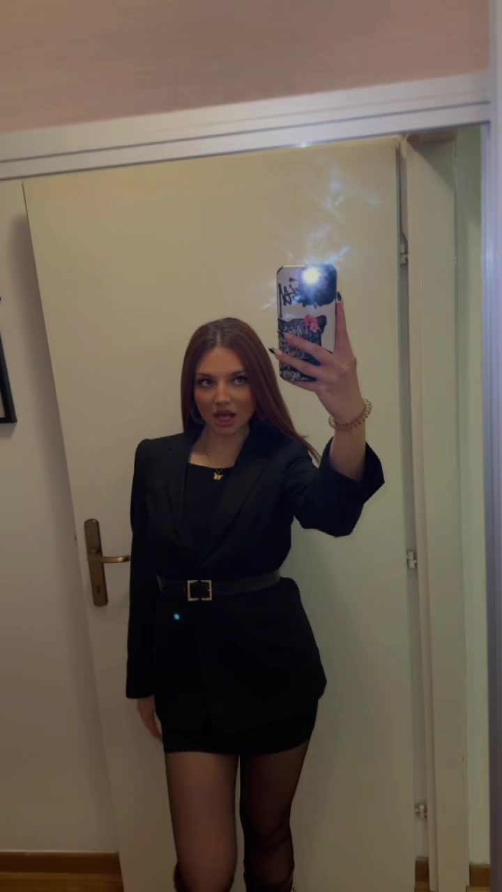 @Jana Samailovic178